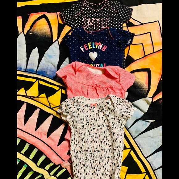 Short sleeve onesies - Picture 1 of 1